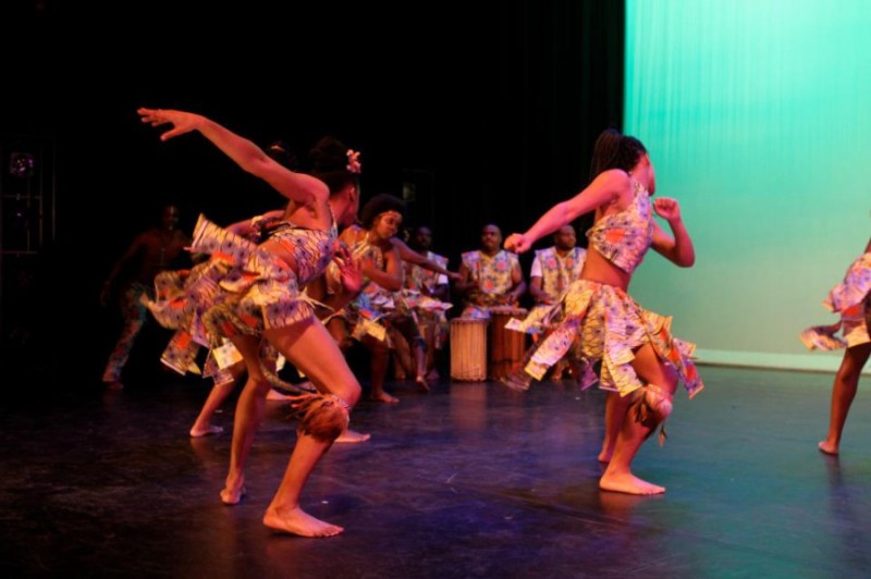 Surinamese Theater: A Cultural Perspective