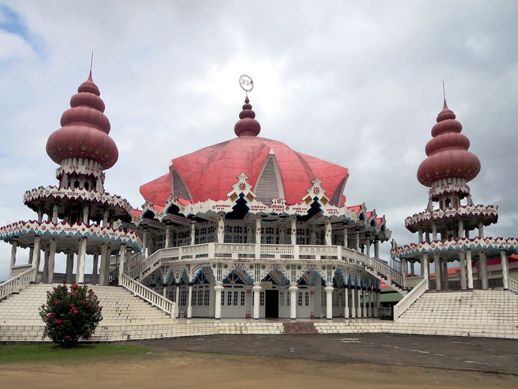 The Vibrancy Of Suriname City Market: A Bustling Attraction