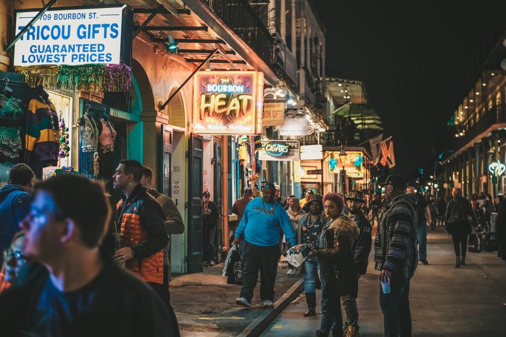 Paramaribo Street Food: Suriname SUNDAY Markets!